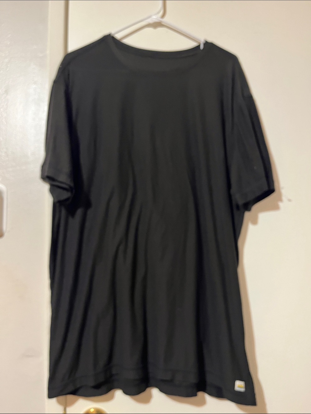 Vuori | Strato tech tee - Picture 3 of 6